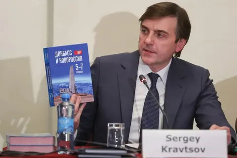 Росія готує «правдивий» підручник з історії України для окупованих територій