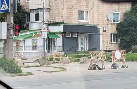 Проїзд вулицею Петра Юрченка в Полтаві продовжили закривати до жовтня