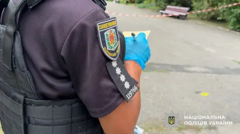 У Лубнах чоловік стріляв у поліцейських: постраждав правоохоронець