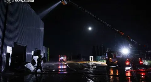 Нічна атака на Полтавщину: загинула людина, пошкоджено склади і термінал «Нової