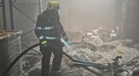 Удар БПЛА по Полтавській громаді: пошкоджені склад і будинки