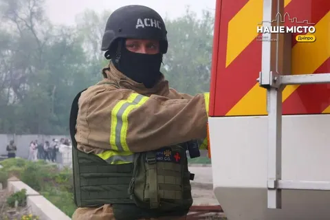 «Ну-ка, дівчата, беремо сумки!»: дніпровський рятувальник — про порятунок дівчин