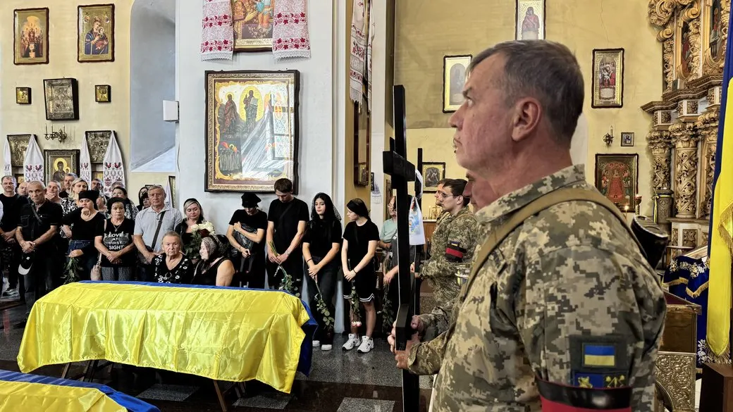 У Полтаві попрощалися з військовим Сергієм Свинаренком
