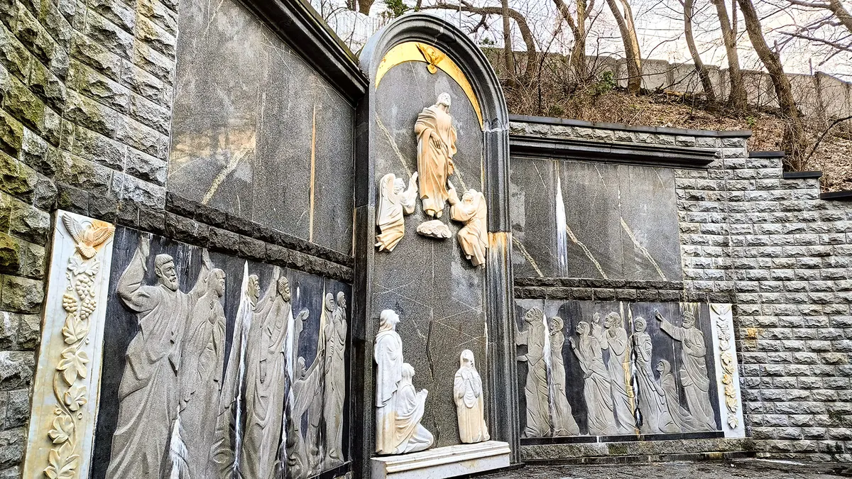 Старі київські цвинтарі: де шукати історію міста