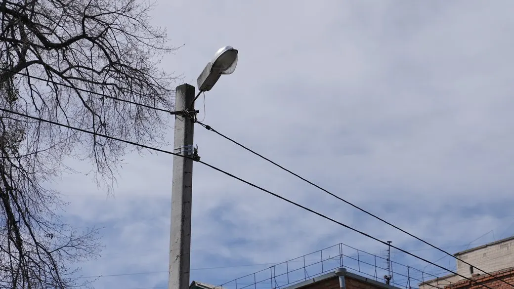 На Полтавщині понад 3 тисячі споживачів залишилися без світла через аварію