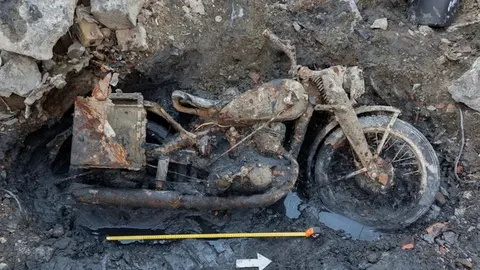 Мотоцикл DKW часів Другої світової знайшли на дні Дунаю в Будапешті