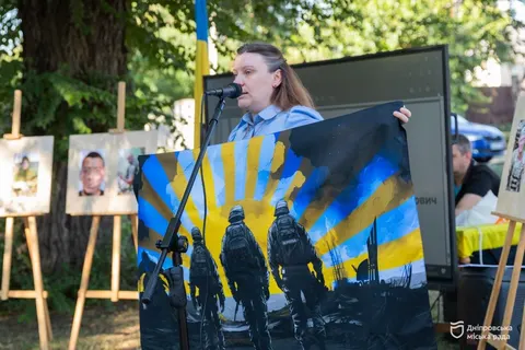 26 історій героїв: у Дніпрі стартував меморіальний проєкт «Дніпро пам'ятає»