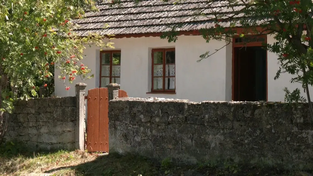 У Маліївцях ветеран створив етномузей у 150-річній хаті з коптильнею