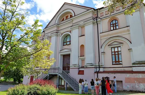 Вінничан запрошують на екскурсію Мурами: історія монастирів