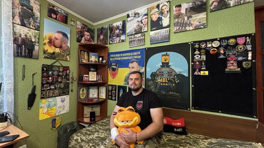 Ветеран з Вінниччини Костянтин Олійник: після 12 операцій хоче допомагати побратимам