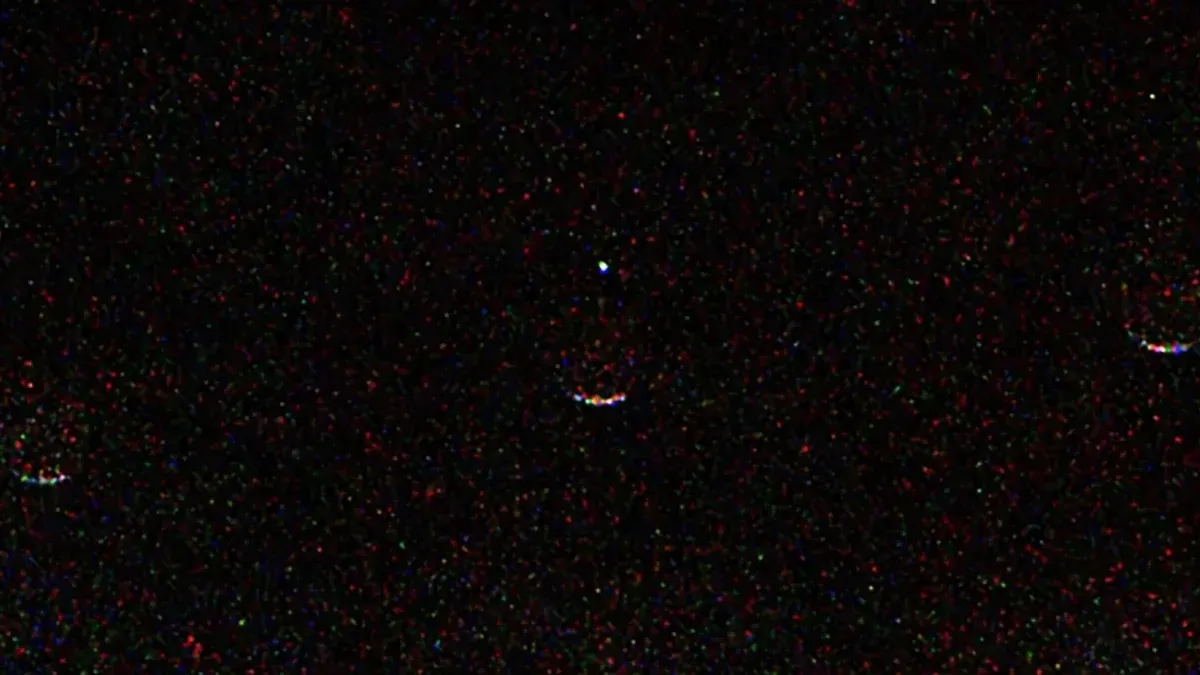 Марсохід NASA вперше сфотографував, як Фобос закриває Землю