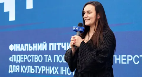 Викрадені Росією музейні експонати внесли до бази Інтерполу