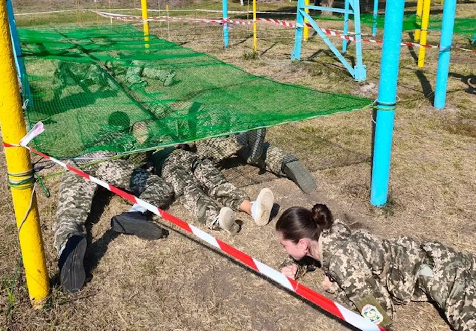 На Полтавщині відновили «Петлюрівський вишкіл»: понад 200 школярів змагалися за першість