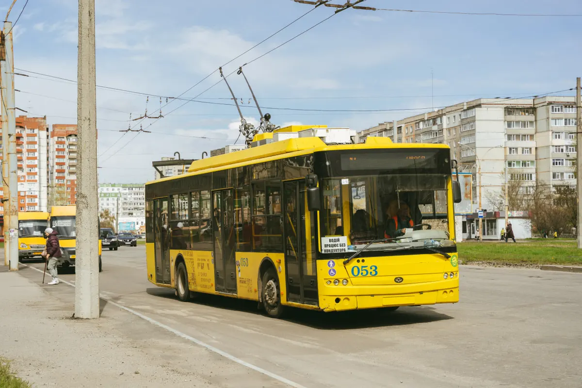 У Сумах шукають найцікавіші історії про тролейбуси й автобуси