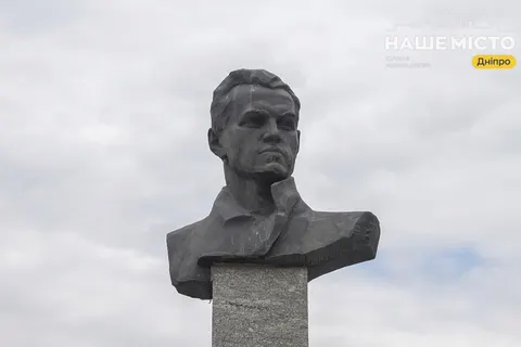Легендарний водопровідник Дніпра: як підпільник Микола Сташков обдурив гестапо