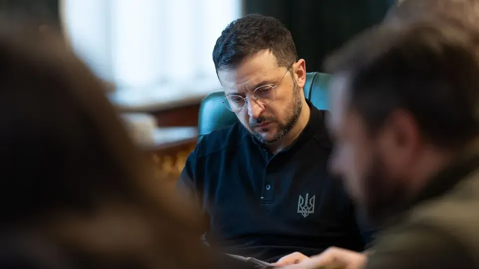 Зеленський: рух суден у Новоросійську зупинився, РФ уперше імпортує бензин