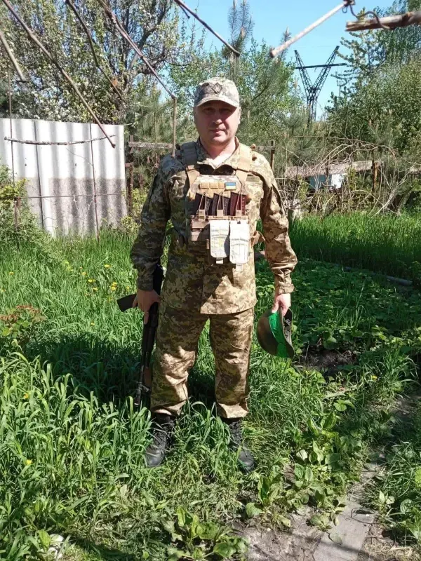 З банківського крісла — в окопи: історія прикордонника з Чернівців
