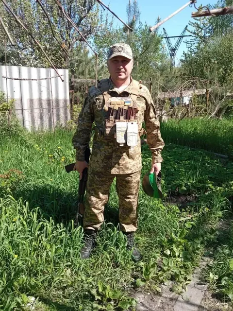 З банківського крісла — в окопи: історія прикордонника з Чернівців